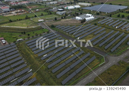 北海道岩見沢市のメガソーラー発電所 ドローン空撮 北海道岩見沢市のメガソーラー発電所 ドローン空撮 139245490