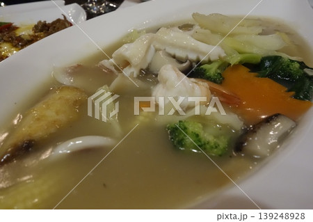 Steamed Seafood and Vegetable Soup Steamed Seafood and Vegetable Soup 139248928