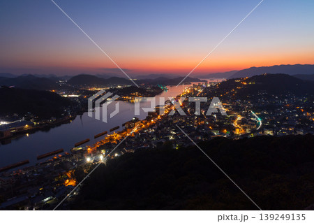 冬の瀬戸内　尾道夜景　浄土山からの眺望 139249135