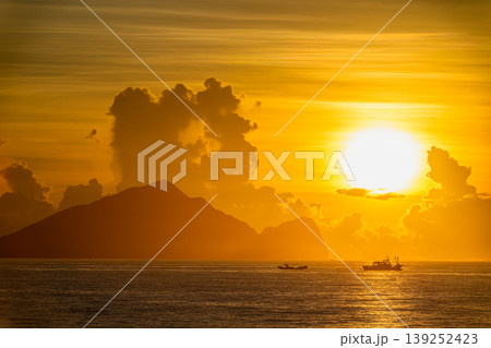 Sunrise over Guishan Island in Zhuangwei, Yilan, Taiwan 139252423