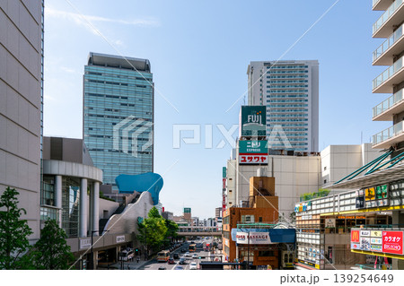 《神奈川県》日本の都市景観 京浜急行線 上大岡駅前の風景を望む(令和8年4月) 《神奈川県》日本の都市景観 京浜急行線 上大岡駅前の風景を望む(令和8年4月) 139254649