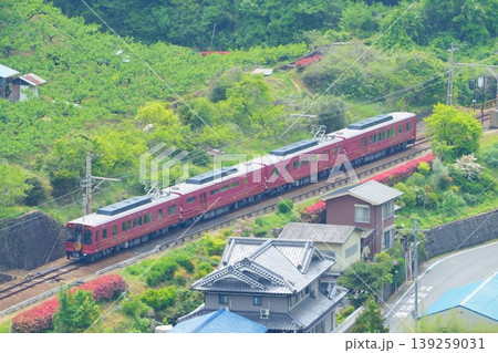 高野山方面へゆっくりと山間を走るGRAN天空【和歌山県】 高野山方面へゆっくりと山間を走るGRAN天空【和歌山県】 139259031