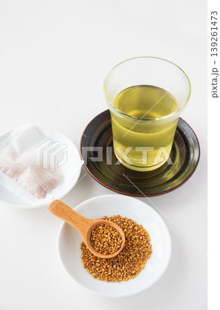 韃靼そば茶とティーバックの中身 139261473