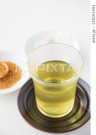 韃靼そば茶とティーバックの中身 韃靼そば茶とティーバックの中身 139261481