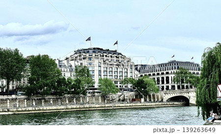 フランス-パリ-セーヌ川-Cheva_Blanc_Paris 139263649