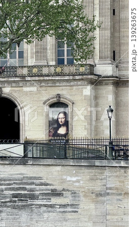 フランス-パリ-セーヌ川-ルーブル美術館-モナリザ フランス-パリ-セーヌ川-ルーブル美術館-モナリザ 139263675