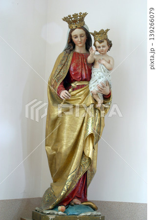 Blessed Virgin Mary with baby Jesus Blessed Virgin Mary with baby Jesus 139266079