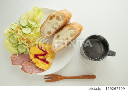 バケットでワンプレートブレックファースト 139267599