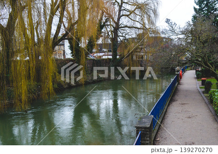 River path with trees Oxford England United Kingdom scene. River path with trees Oxford England United Kingdom scene. 139270270