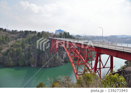《岐阜県》春の恵那峡大橋 139271943