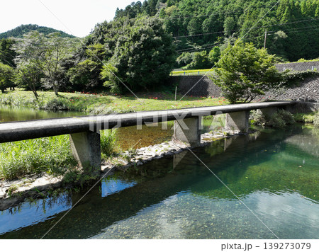 高知県中土佐町　高樋沈下橋 139273079