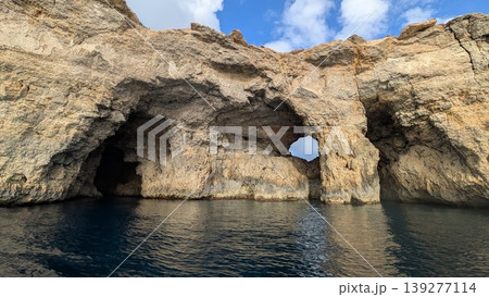 Cave on the coast of the island Cave on the coast of the island 139277114