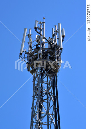 通信イメージ(電波塔:基地局) 通信イメージ(電波塔:基地局) 139278778