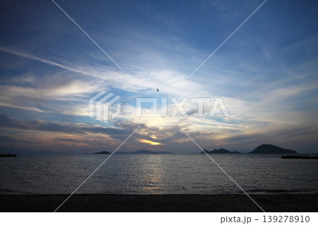 Seaside town of Turgutreis and spectacular sunsets 139278910