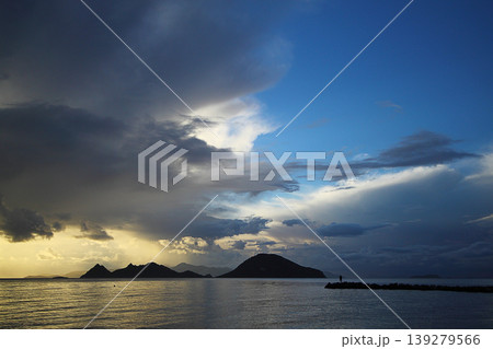 Seaside town of Turgutreis and spectacular sunsets Seaside town of Turgutreis and spectacular sunsets 139279566