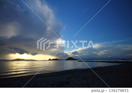Seaside town of Turgutreis and spectacular sunsets 139279655