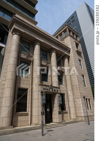 大手広告代理店のレトロな旧本社本館 4月千代田1192博報堂・旧本社本館 大手広告代理店のレトロな旧本社本館 4月千代田1192博報堂・旧本社本館 139280382