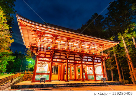 高野山 壇上伽藍の夜景 中門 高野山 壇上伽藍の夜景 中門 139280409