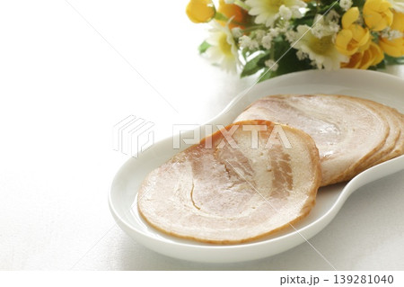 スライスした焼豚 スライスした焼豚 139281040