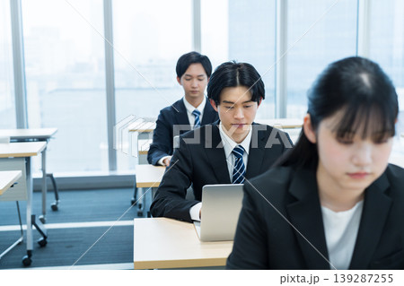 会社説明会 会社説明会 139287255