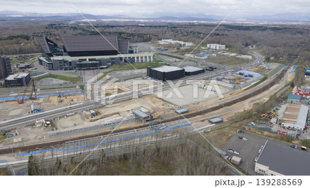 JR千歳線に建設中の新駅とエスコンフィールド北海道 139288569