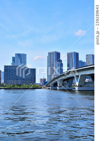 豊洲ぐるり公園から観た晴海方面 タワーマンション群 豊洲ぐるり公園から観た晴海方面 タワーマンション群 139289643