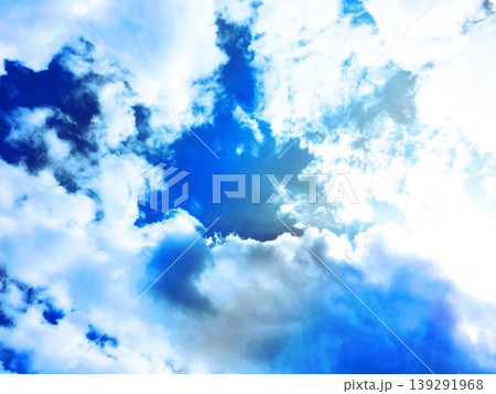 空、雲、青空、風景、晴れ、青色、日本、快晴、青、コピースペース、背景、都市、自然、夏、景色、高層ビル 139291968