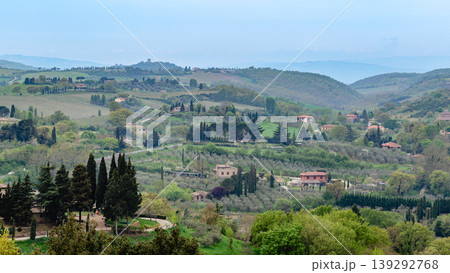 Rolling hills and picturesque vineyards create a tranquil countryside landscape 139292768