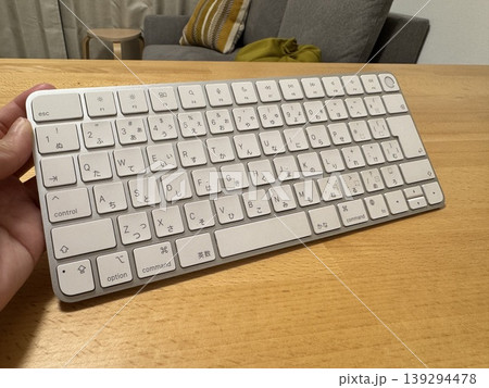 Touch ID搭載 Apple Magic Keyboard (日本語JIS) シルバー 美品 139294478