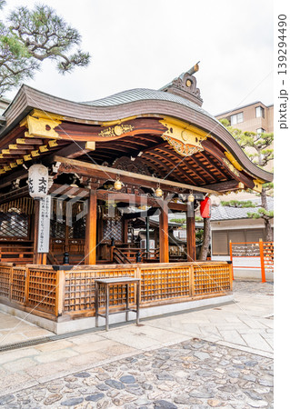 京都ゑびす神社 拝殿(恵美須神社)日本三大えびす 愛称えべっさん(鎌倉時代の創建)参拝作法は二度参り 京都ゑびす神社 拝殿(恵美須神社)日本三大えびす 愛称えべっさん(鎌倉時代の創建)参拝作法は二度参り 139294490