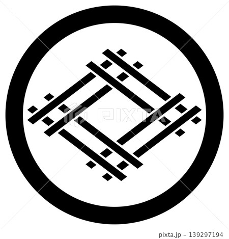 家紋です。丸に変わり組井桁といいます。 139297194