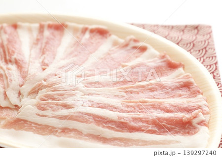 しゃぶしゃぶ用の豚バラ肉 しゃぶしゃぶ用の豚バラ肉 139297240