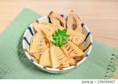 たけのことちくわの煮物 139299407