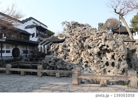 蘇州の環秀山荘 139301058