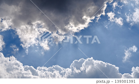 雲多き空 139301391