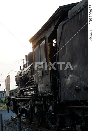 新里駅に保存されている8620形蒸気機関車 139309072