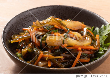 野沢菜昆布　イカ刺し 139312564