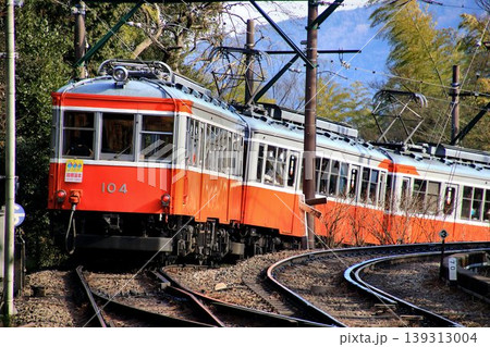 冬の箱根を征く… 箱根登山鉄道 モハ1形・2形 冬の箱根を征く… 箱根登山鉄道 モハ1形・2形 139313004