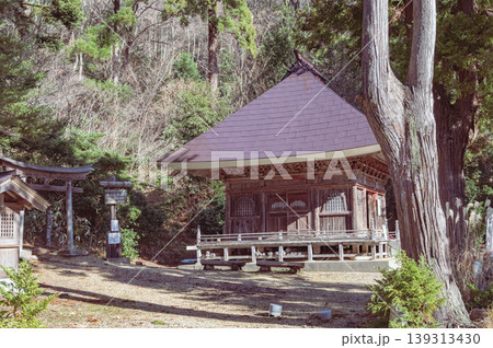 新潟　国上山登山口 139313430