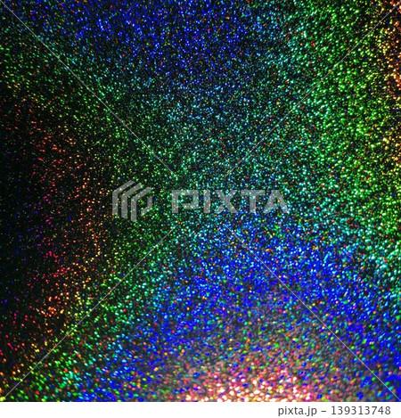 幻想的に輝く虹色のホログラムと光の粒が流れる抽象的な背景 幻想的に輝く虹色のホログラムと光の粒が流れる抽象的な背景 139313748