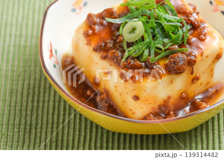 豆腐の鶏そぼろ餡かけ 豆腐の鶏そぼろ餡かけ 139314482