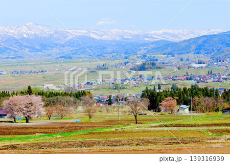 4月の木島平村の風景 信州の風景 春の田園風景 4月の木島平村の風景 信州の風景 春の田園風景 139316939