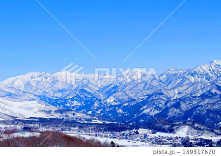 3月の白馬岩岳頂上からの北アルプス 信州の山々 冠雪の北アルプス 3月の白馬岩岳頂上からの北アルプス 信州の山々 冠雪の北アルプス 139317670