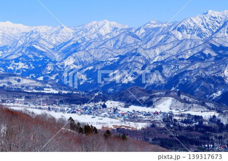 3月の白馬岩岳頂上からの北アルプス 信州の山々 冠雪の北アルプス 3月の白馬岩岳頂上からの北アルプス 信州の山々 冠雪の北アルプス 139317673