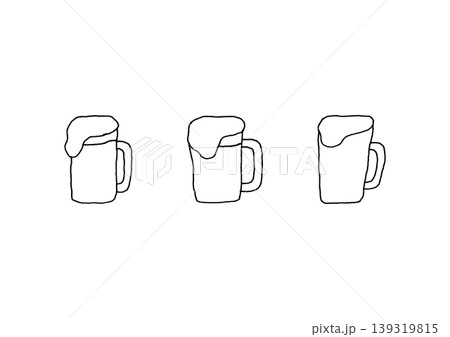 ビールが溢れているジョッキの手描きイラストセット(線画) ビールが溢れているジョッキの手描きイラストセット(線画) 139319815