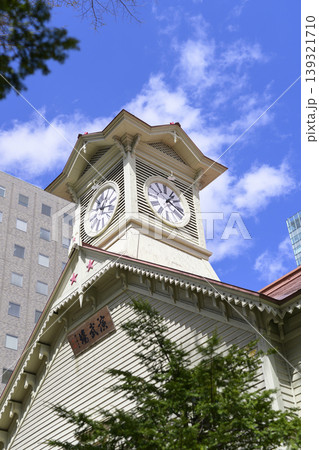 春の時計台 139321710