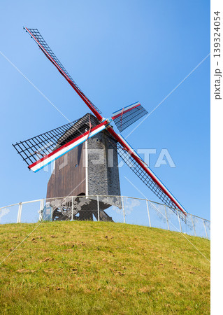 Sint-Janshuismolen windmill in Bruges city centre, Belgium Sint-Janshuismolen windmill in Bruges city centre, Belgium 139324054