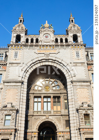 Antwerpen Central railway station building in Antwerp city, Belgium Antwerpen Central railway station building in Antwerp city, Belgium 139324097