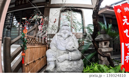 東京、小石川七福神・深光寺の恵比寿神像とお正月 東京、小石川七福神・深光寺の恵比寿神像とお正月 139324810