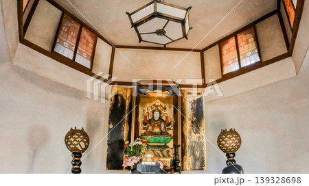 東京、品川寺の弁天堂に安置された弁才天像 東京、品川寺の弁天堂に安置された弁才天像 139328698